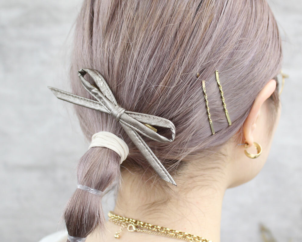 Farbe 仿皮蝴蝶結髮夾set