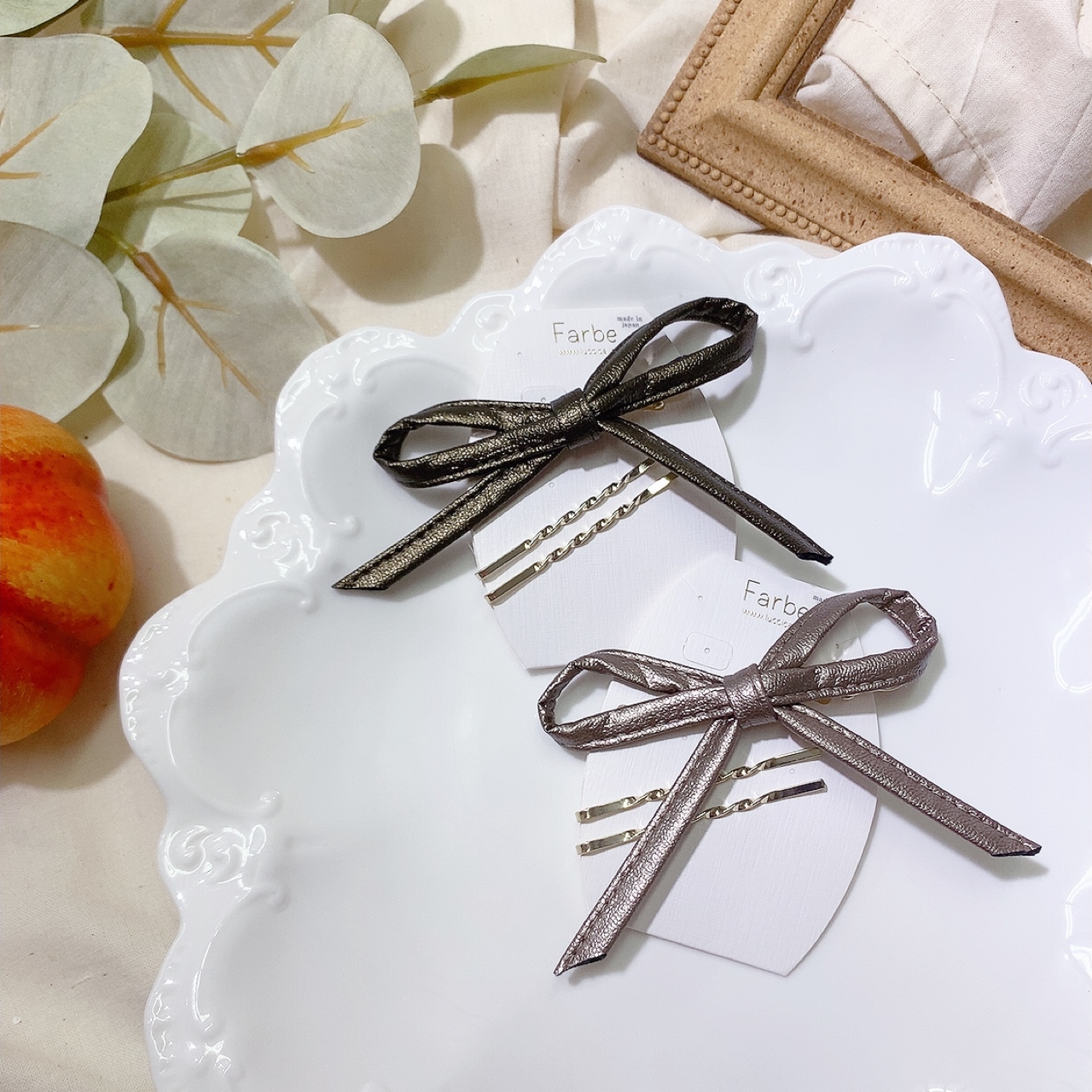Farbe 仿皮蝴蝶結髮夾set