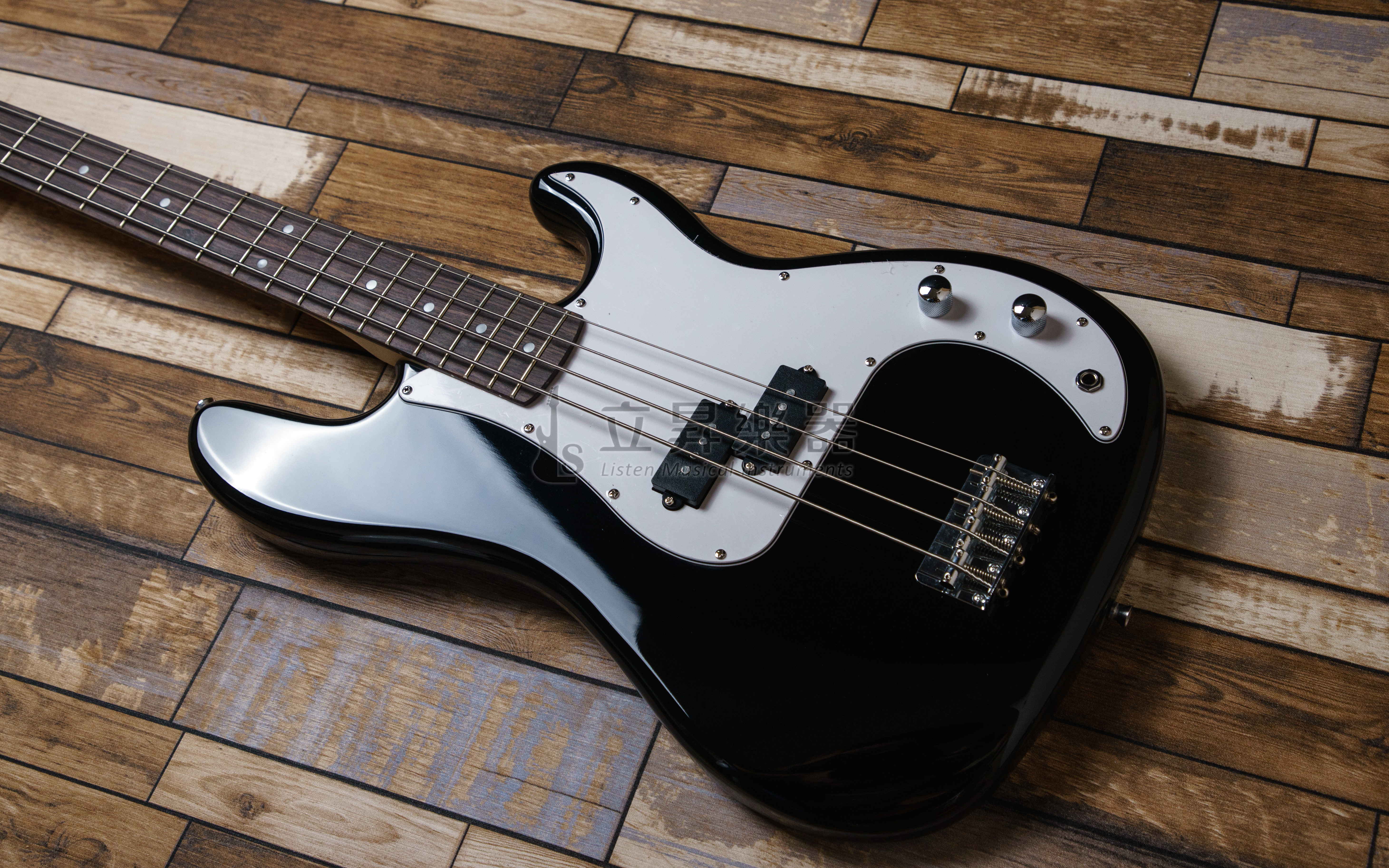 Check Save HB-001BK P型 貝斯 黑色 Bass HB001BK 第 3 張圖片｜三峽吉他 / Bass