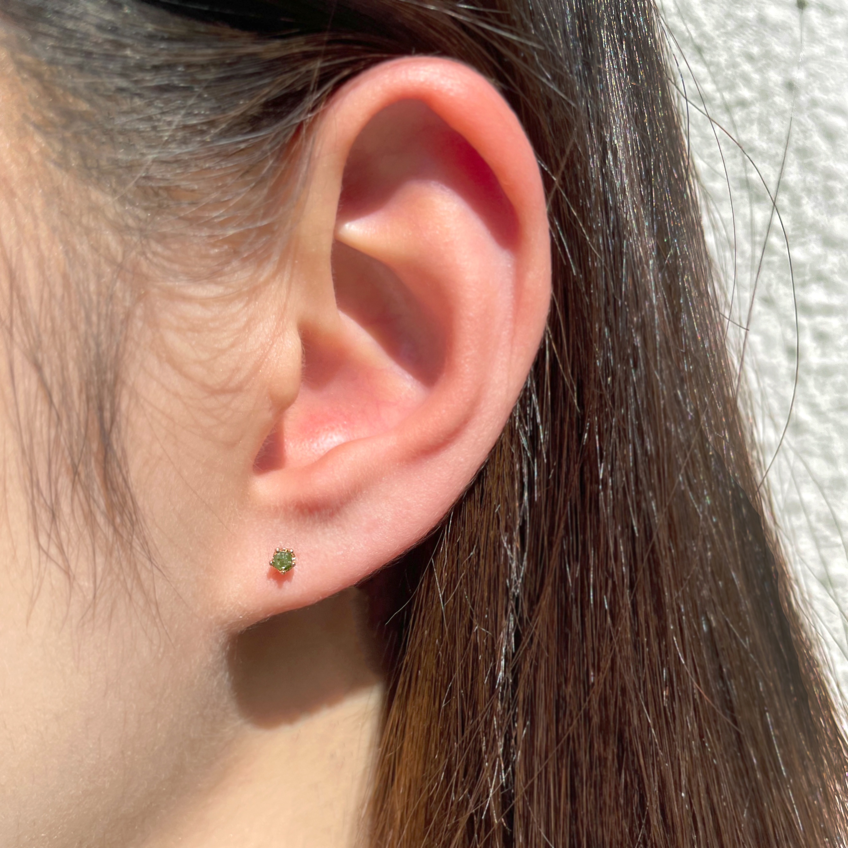 14K mini皇冠綠鑽原礦轉珠耳環