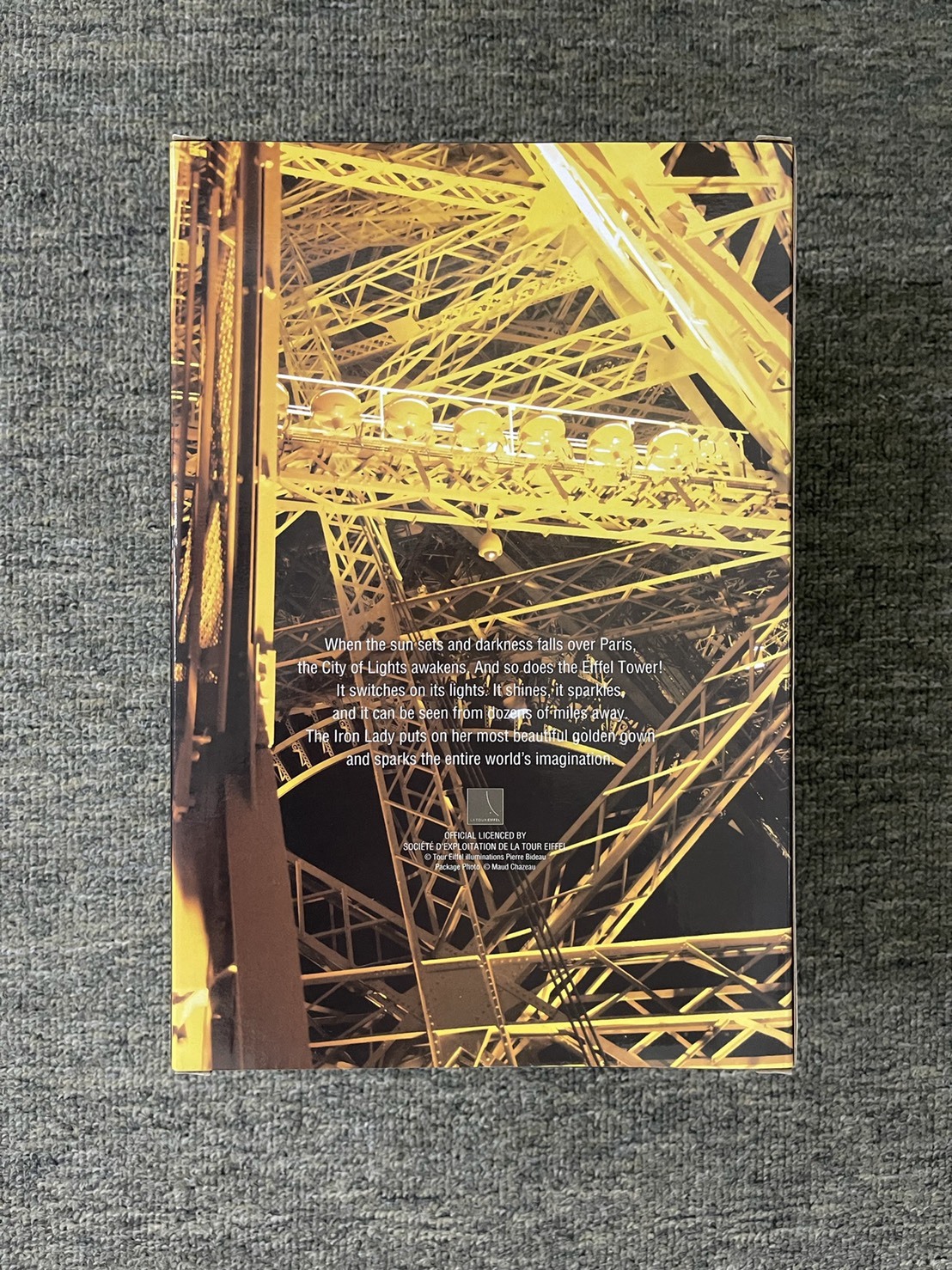 BE@RBRICK EIFFEL TOWER GOLDEN GOWN Ver. 100％ & 400％
