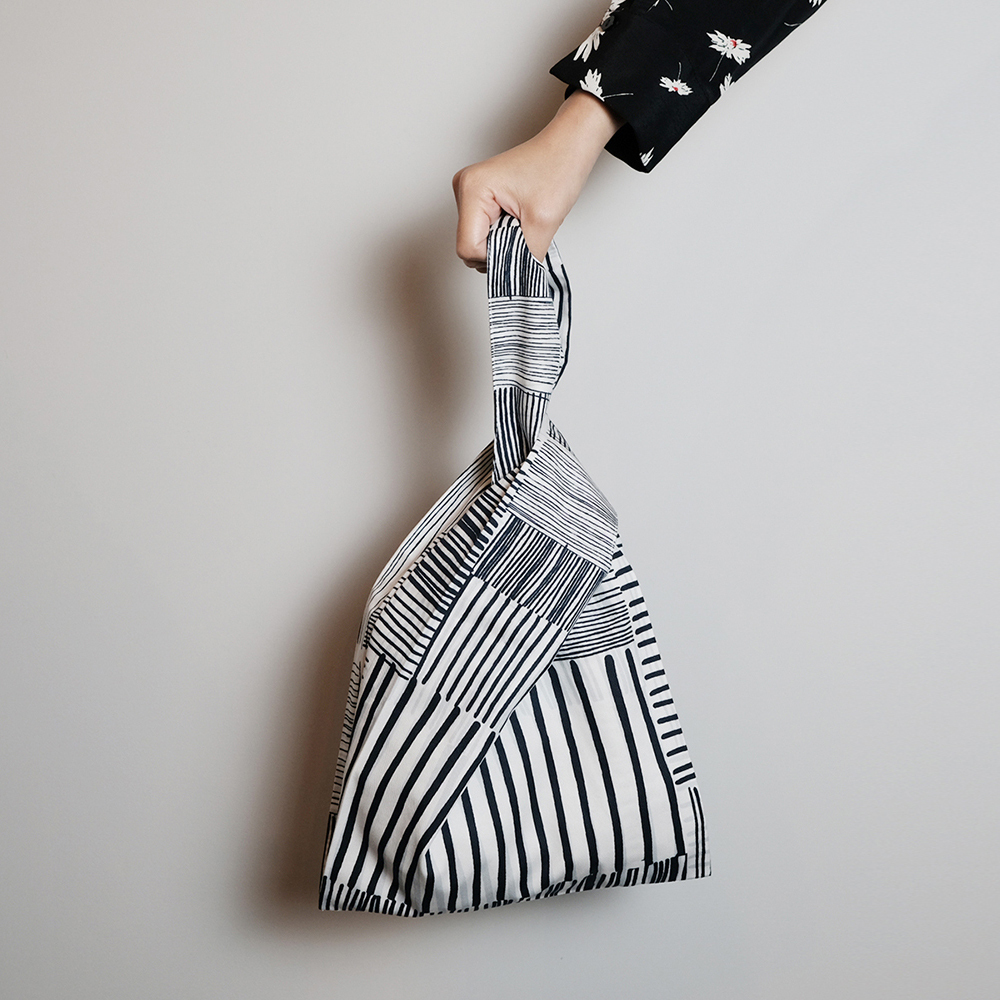 手挽包 / 編織深藍