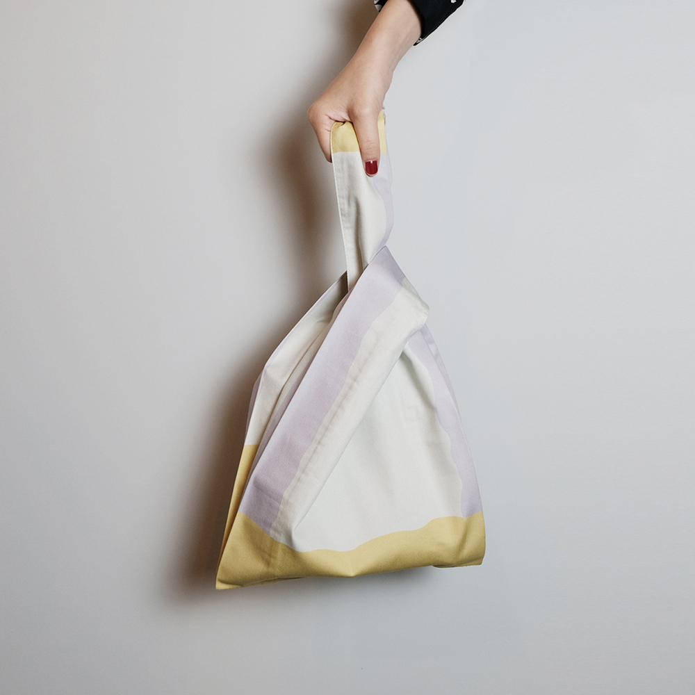 手挽包 / 防水漆黃紫