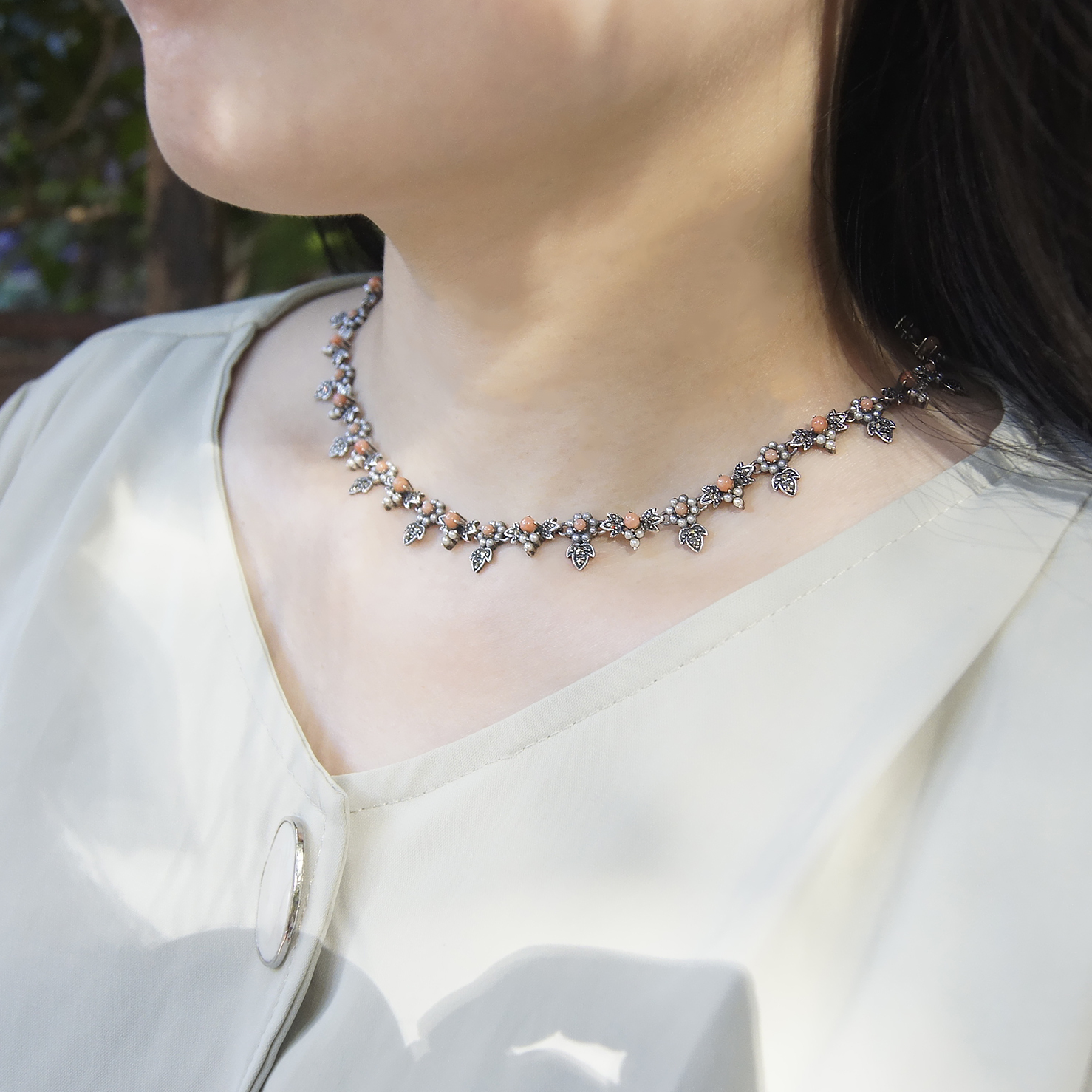 花草交錯珊瑚項鍊