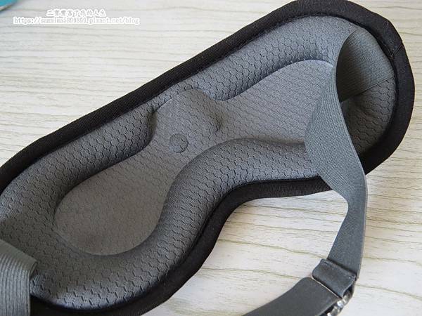 辣媽推薦Beroso倍麗森磁吸式3段控溫熱敷眼罩