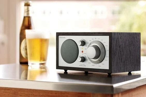 Model One AM/FM 桌上型收音機/ 黑梣木