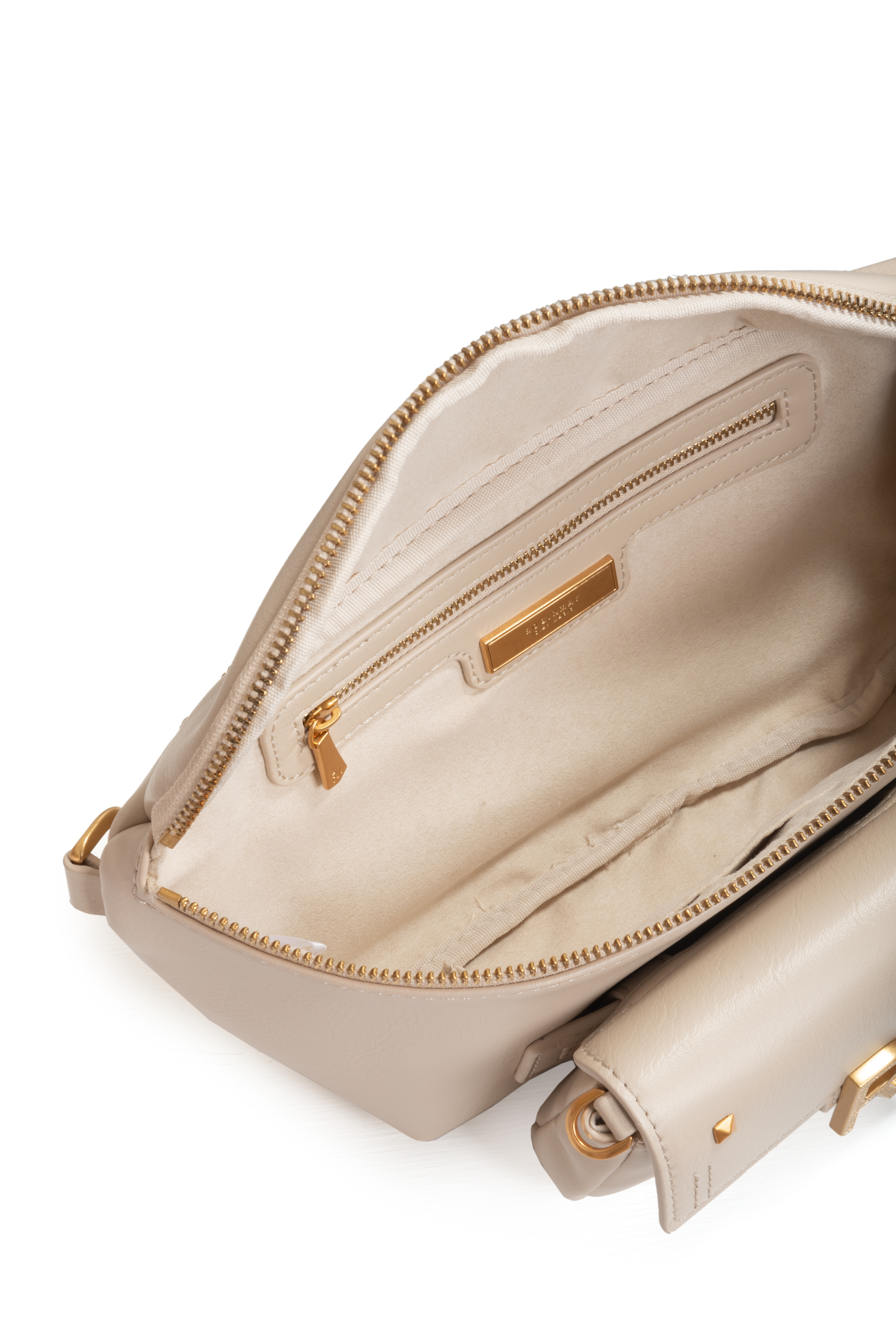 塔羅盛典擁有簡易收納空間