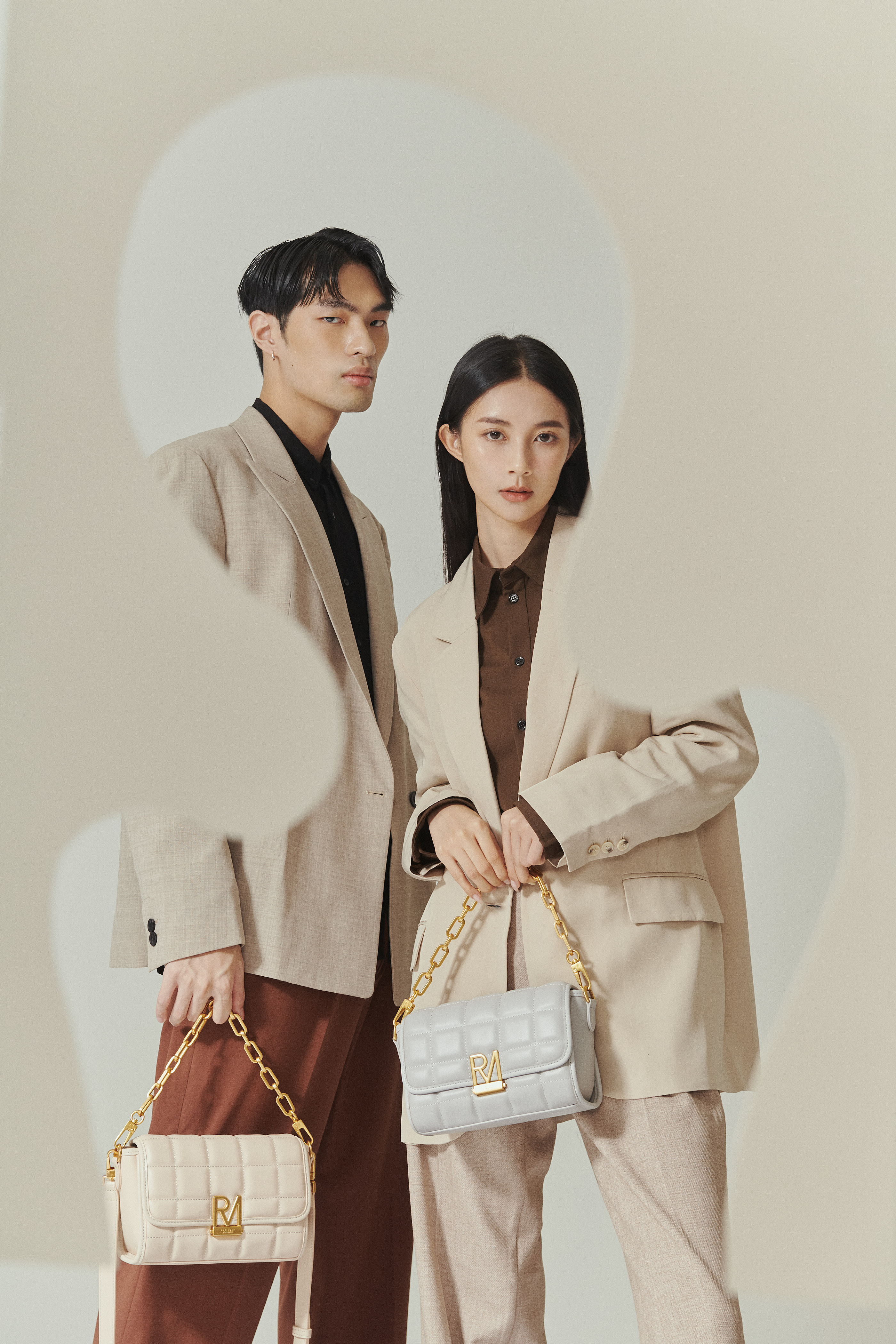 格拉寶盒斜背包