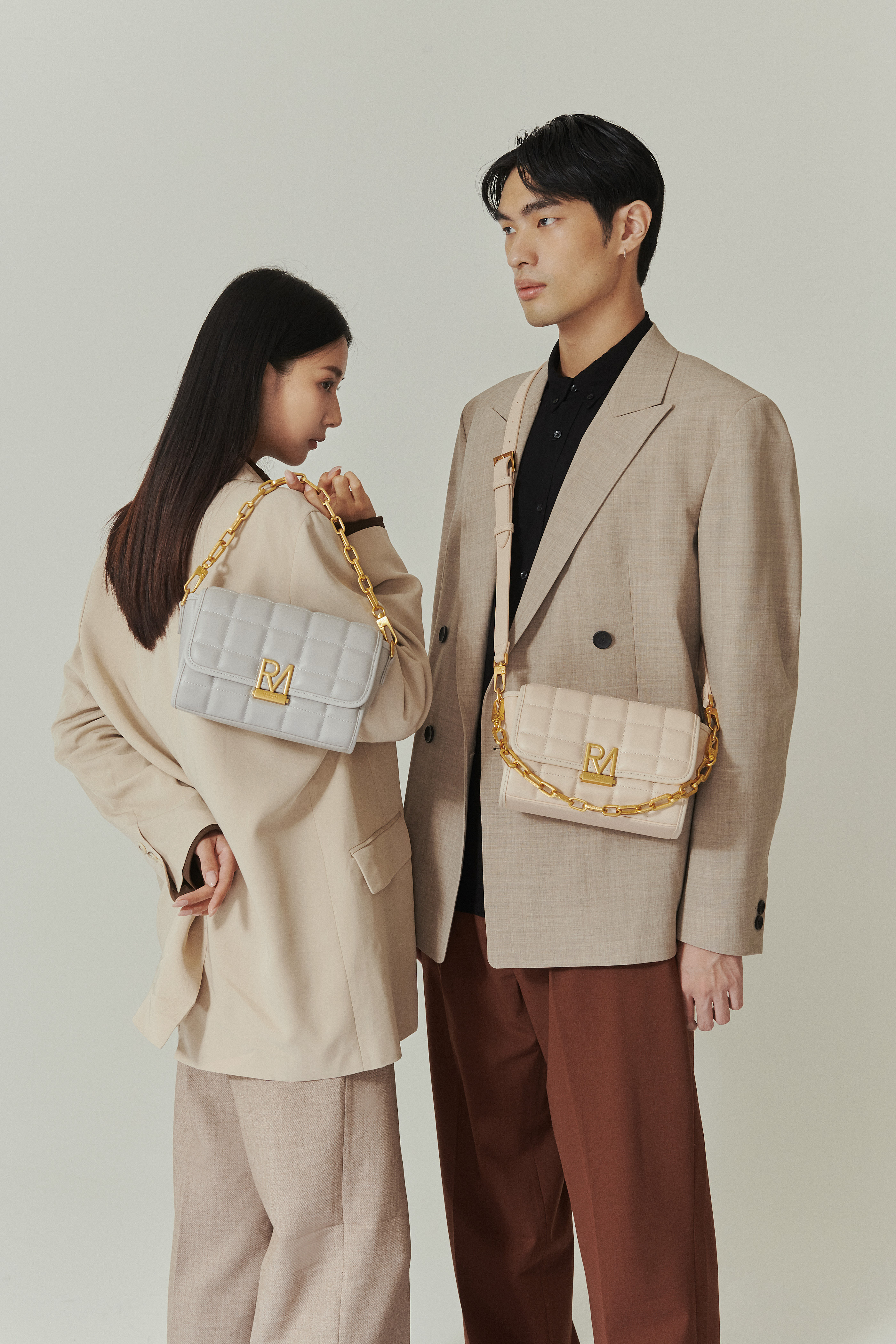 格拉寶盒斜背包