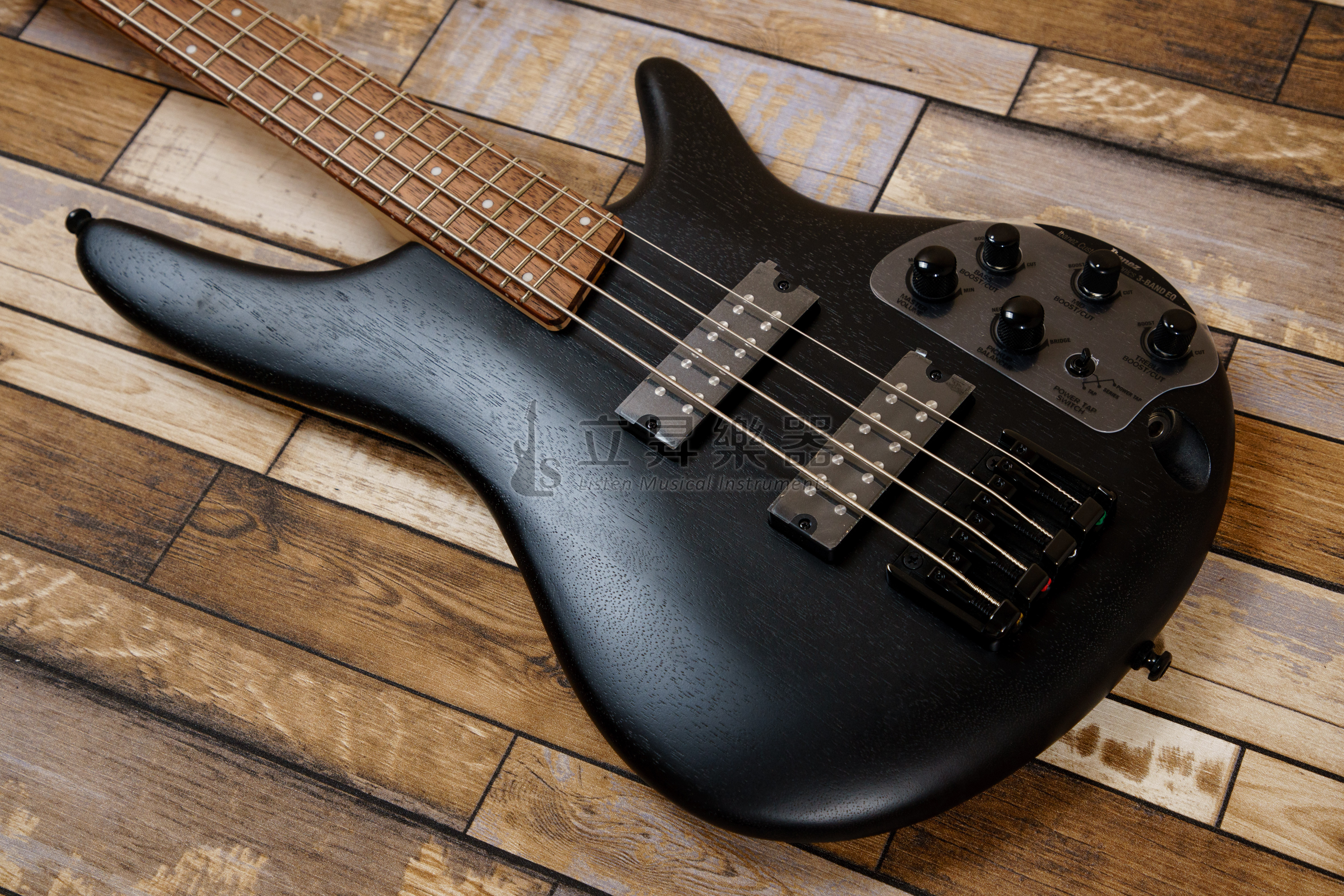 Ibanez SR300EB 主動式 電貝斯 Jatoba指板  SR300EB-WK 消光黑 Ibanez SR300EB 主動式 電貝斯 Jatoba指板 SR300EB-WK 消光黑 / SR300EB-CA 紅色 第 3 張圖片｜三峽吉他 / Bass