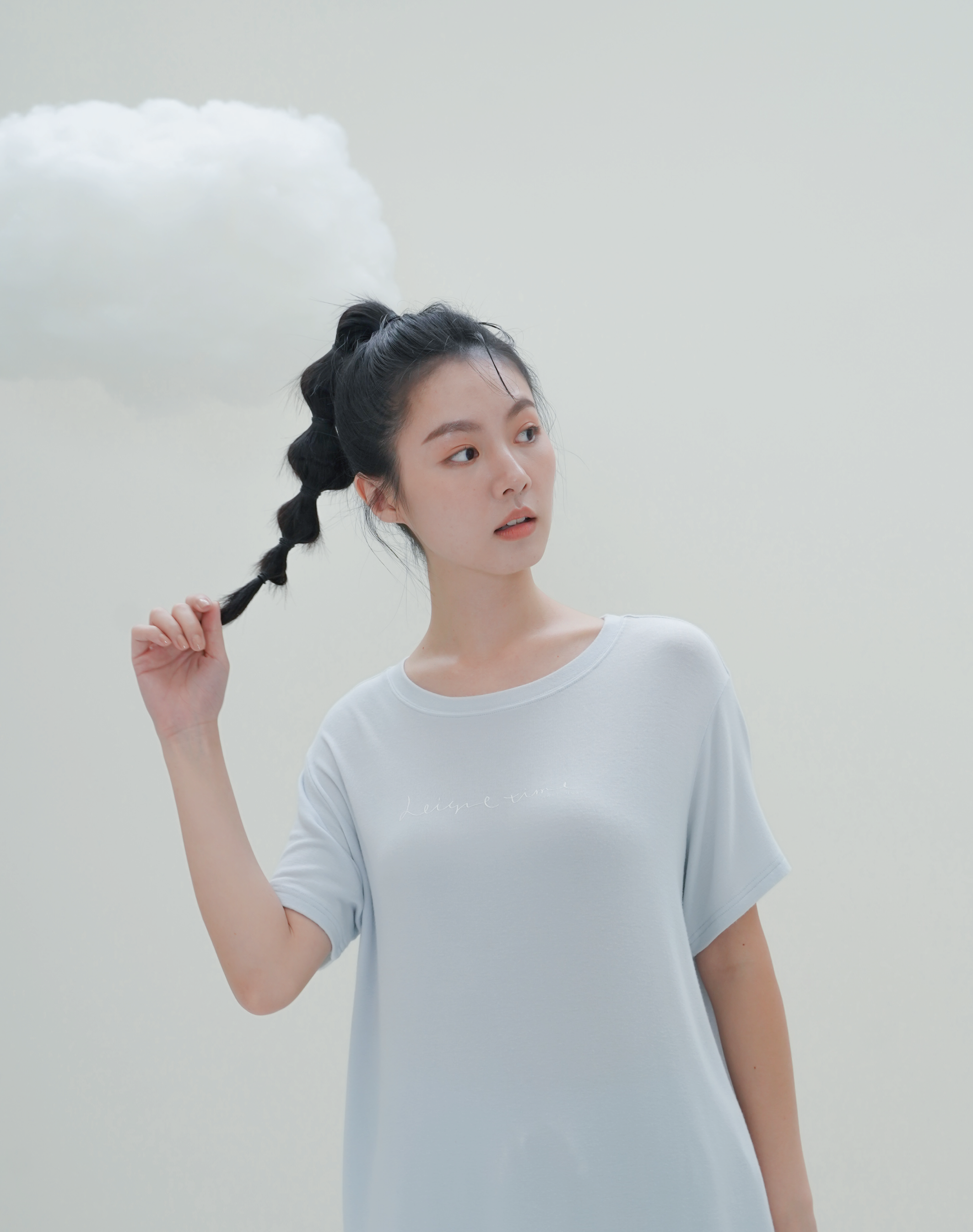 雲朵休閒短袖上衣 - 淡藍