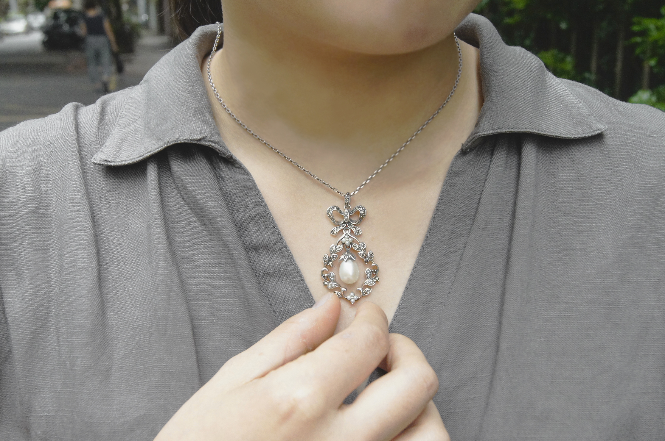 緞帶花圈珍珠墜子