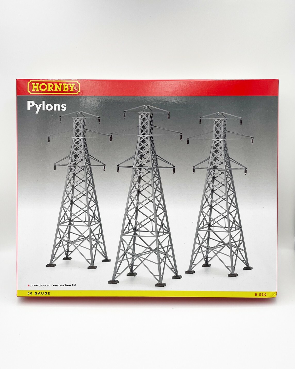 Hornby R530 HO scale 3 Pylons (Height 207mm)