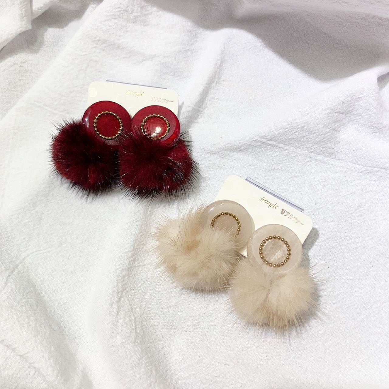 [網站限定優惠]鈕扣毛毛耳環