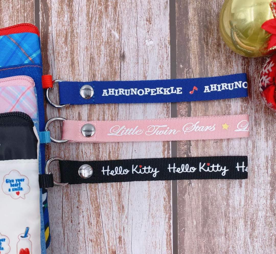 港版Sanrio可觸屏小袋連肩帶