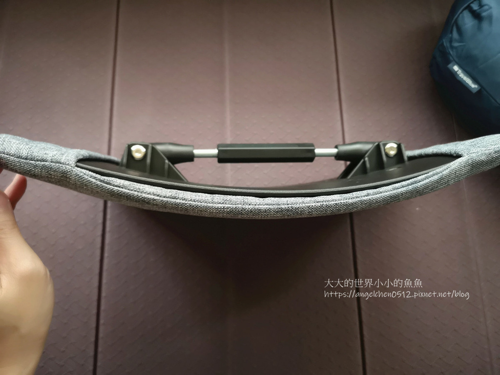 魚魚推薦Beroso倍麗森旋轉式拉背器和橡膠止滑瑜珈墊