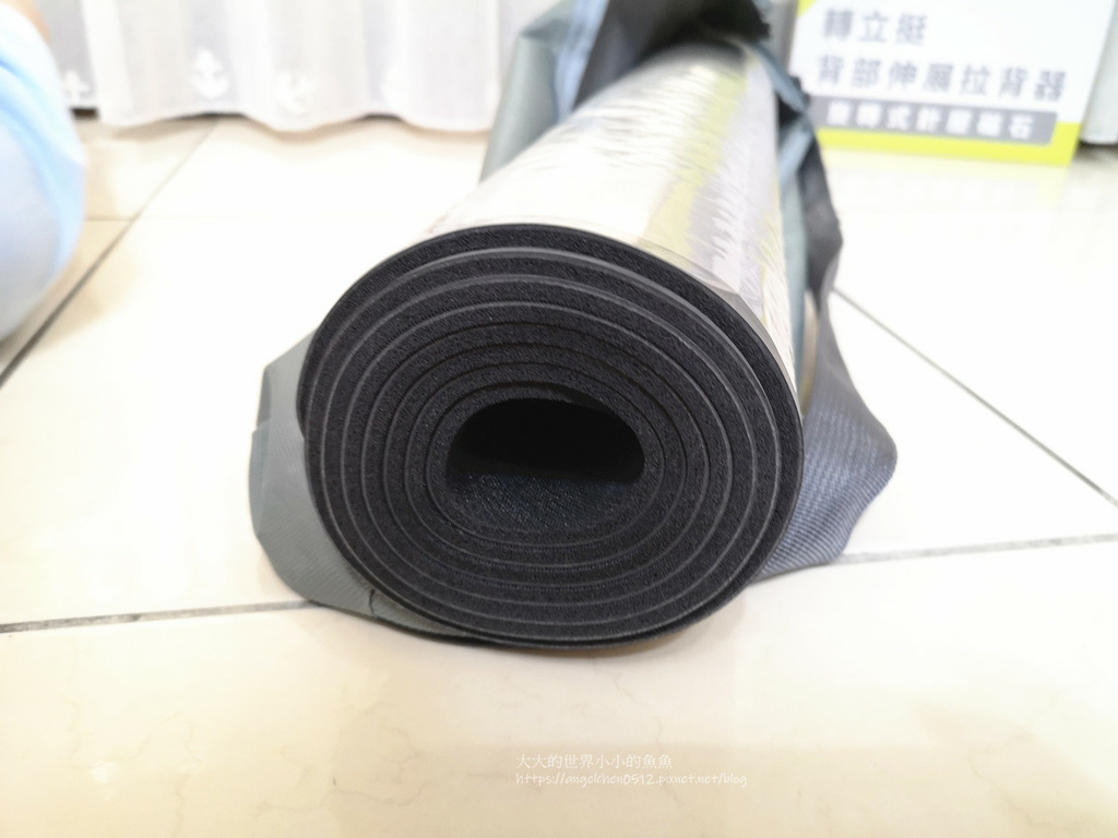 魚魚推薦Beroso倍麗森旋轉式拉背器和橡膠止滑瑜珈墊