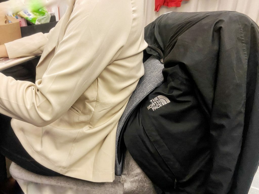 伊娜推薦Beroso倍麗森旋轉式拉背器和橡膠止滑瑜珈墊