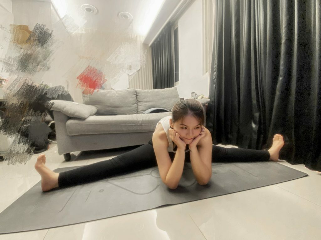 伊娜推薦Beroso倍麗森旋轉式拉背器和橡膠止滑瑜珈墊