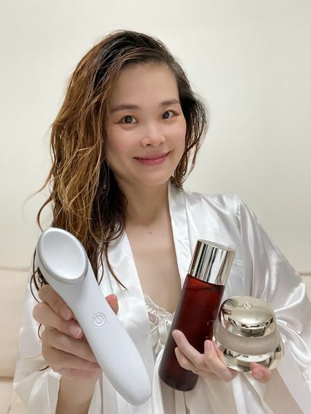 薇拉。 Vera推薦Beroso緊緻亮眸逆齡冷暖按摩美顏機