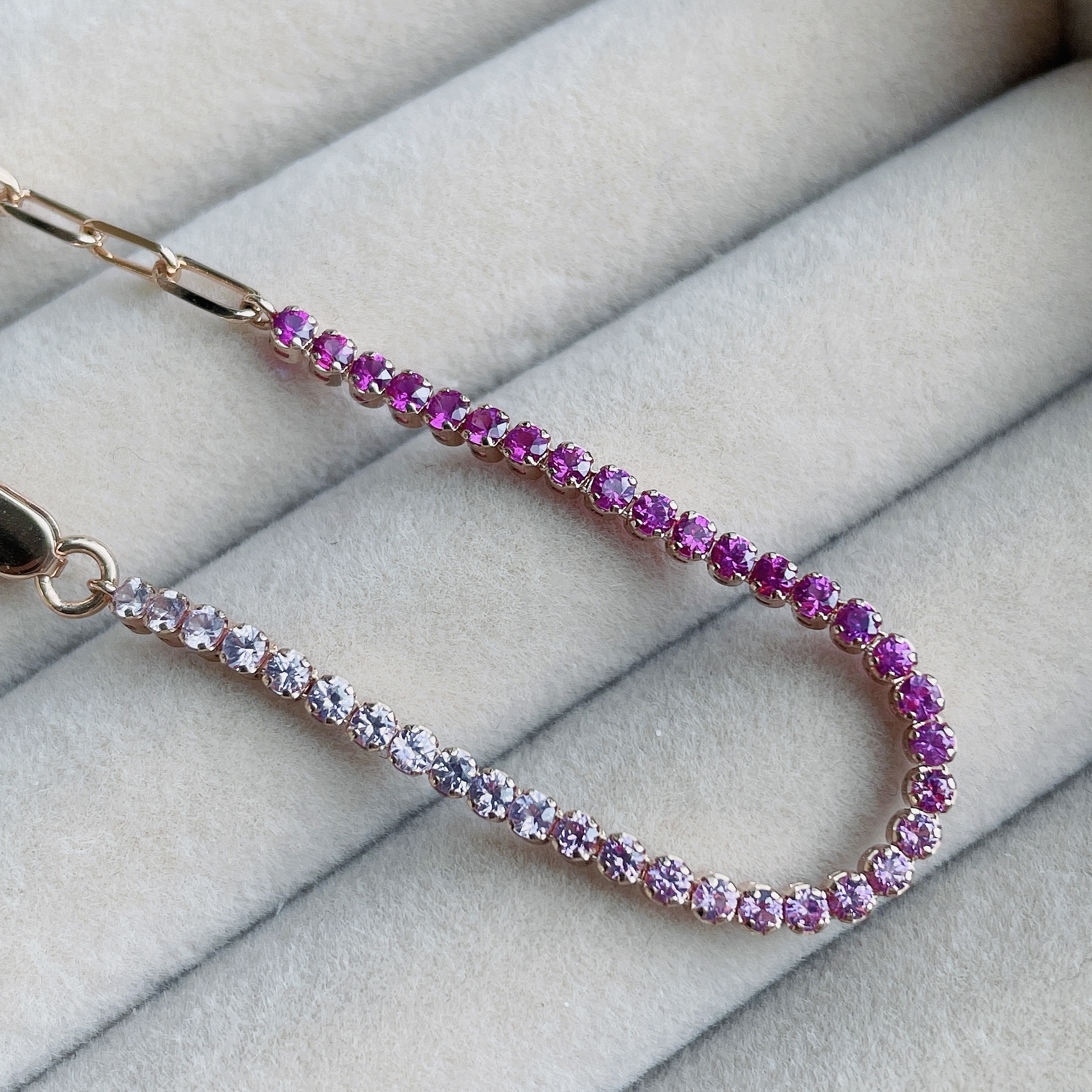 18K金鍊條漸變粉紅藍寶石軟身手鏈 (1.8mm)