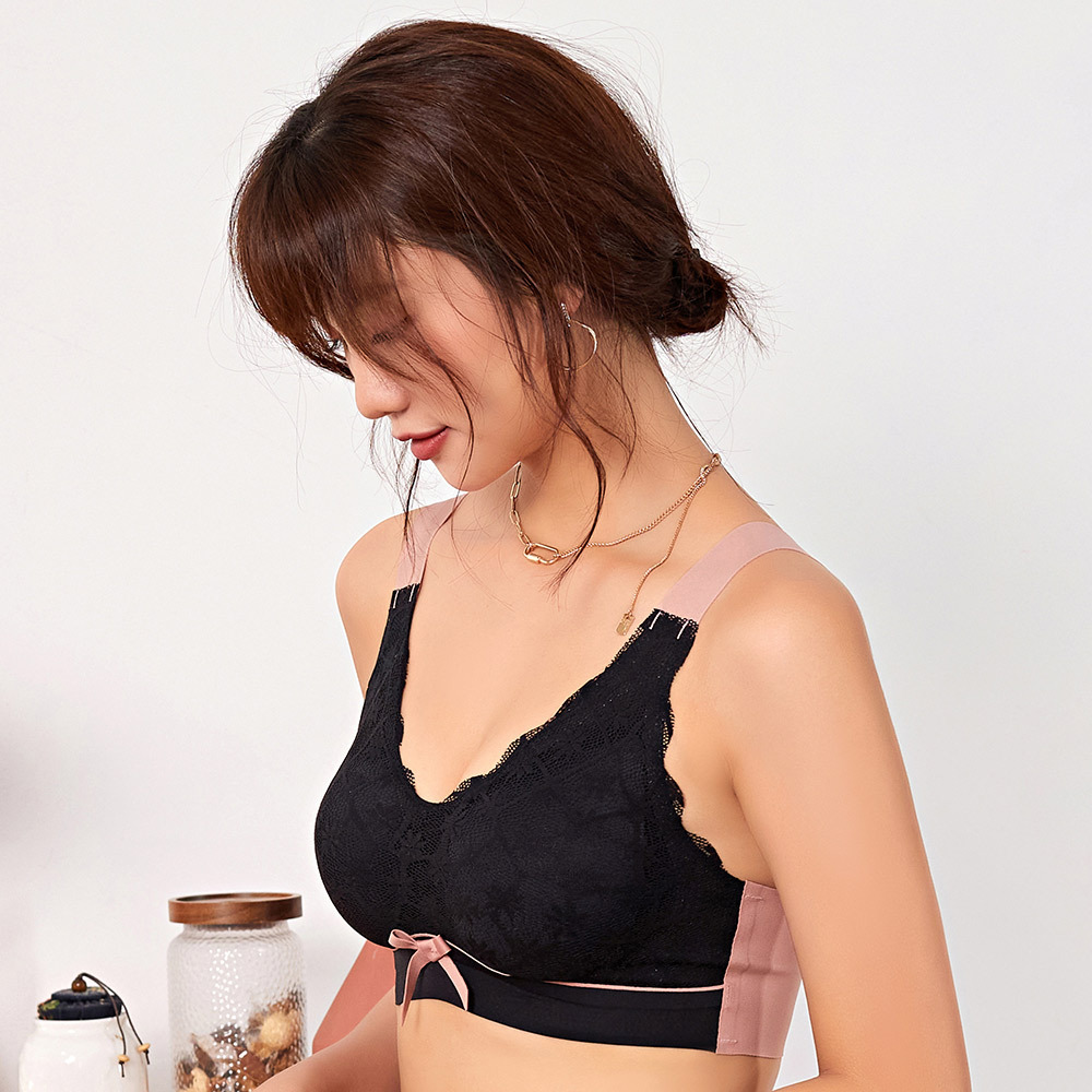 【漫步系列】無鋼圈裸感蕾絲撞色乳膠舒適內衣-黑色(32/70-38/85、A-D)