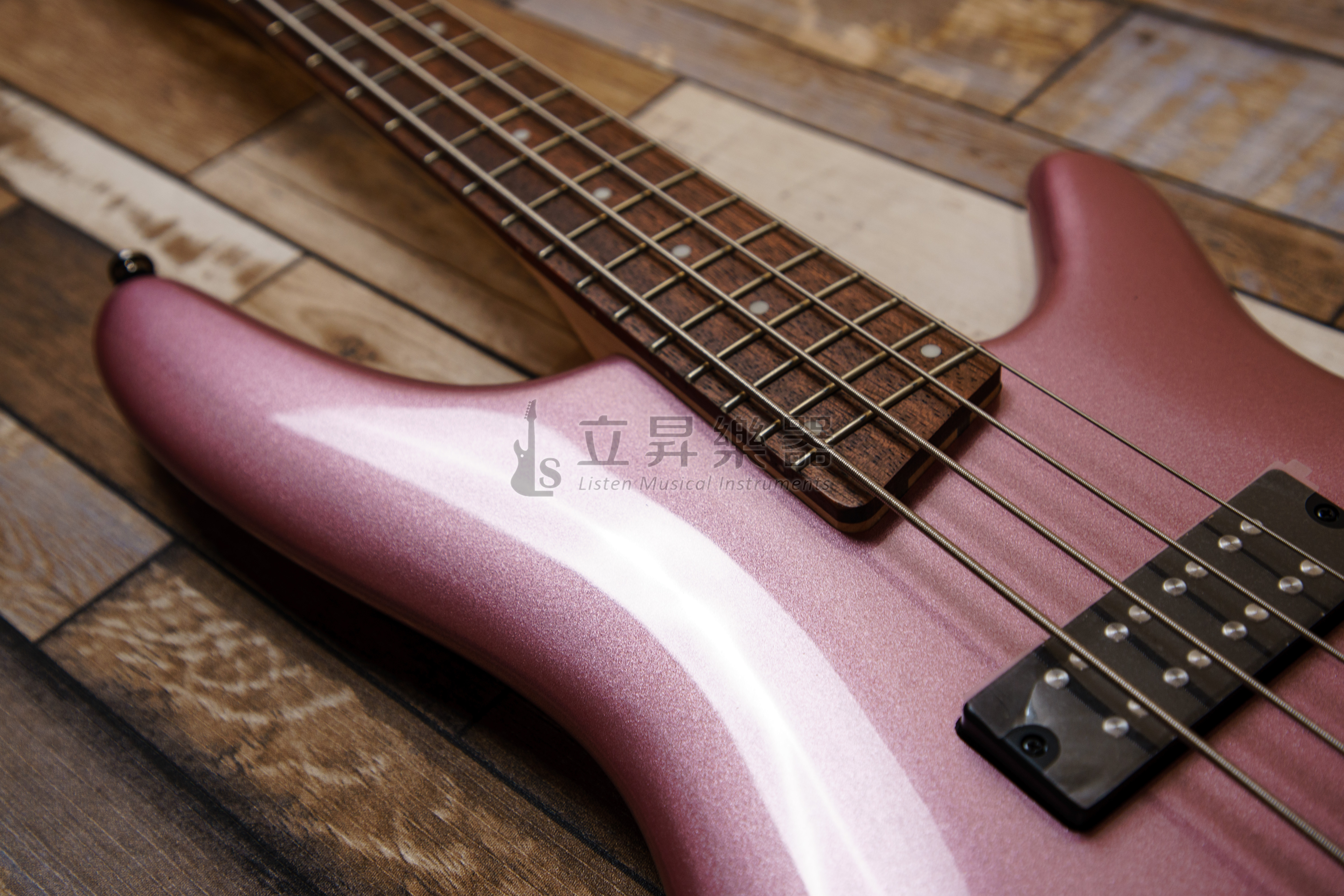 Ibanez 貝斯 Ibanez SR300E-PGM 主動式 電貝斯 金屬粉 玫瑰金 Jatoba指板 SR300E PGM 第 3 張圖片｜三峽吉他 / Bass