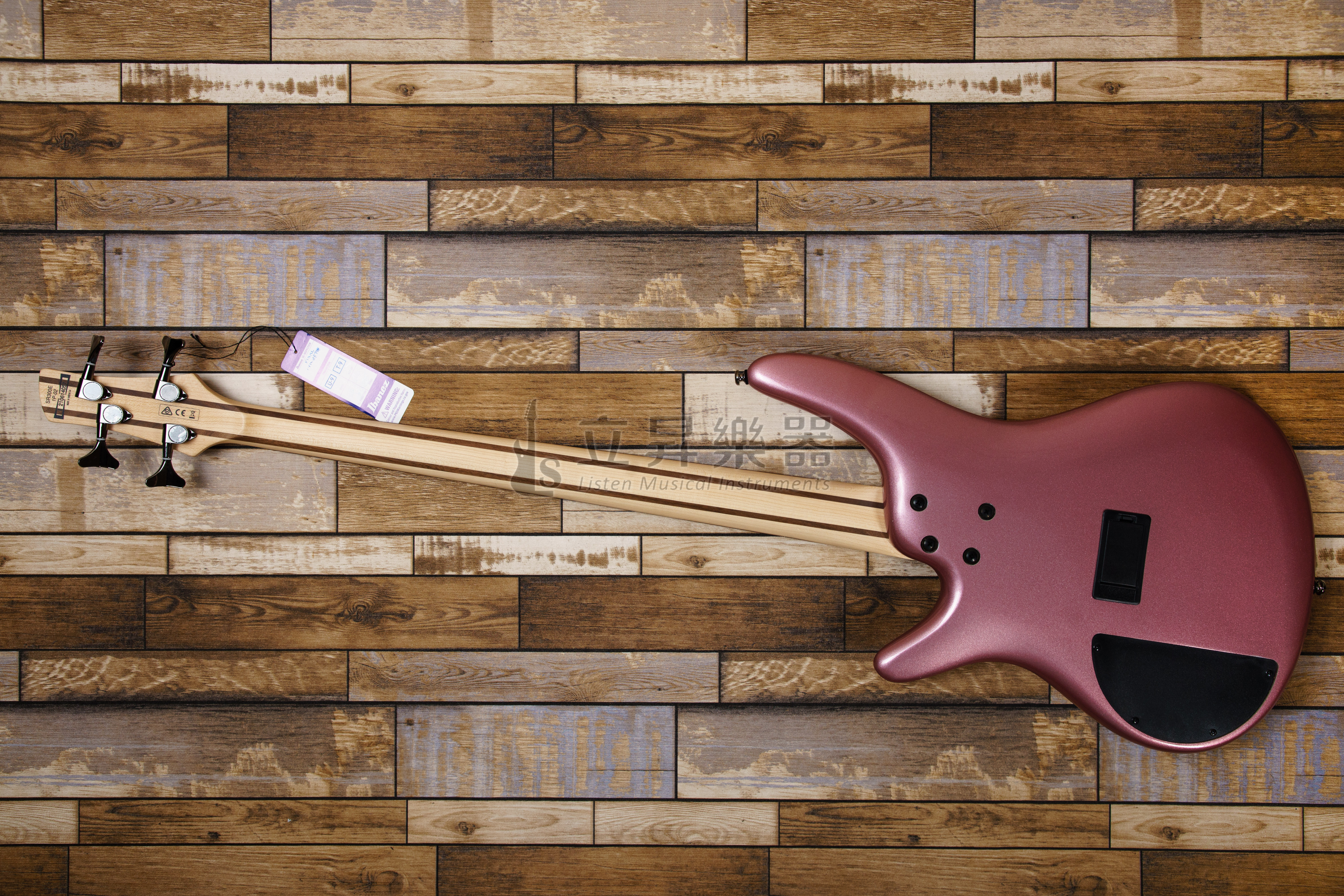 【じゅん】Ibanez　SR300E-PGM　ピンクラメ　ベース Ibanez Standard SR300E Bass Guitar - Pink Gold Metallic
