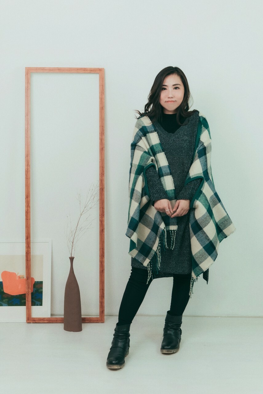 個性針織上衣穿搭