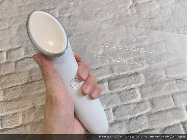 海鹽媽推薦Beroso緊緻亮眸逆齡冷暖按摩美顏機