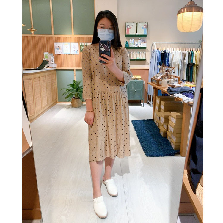 玉子走走七分袖軟洋裝-拿鐵珍珠