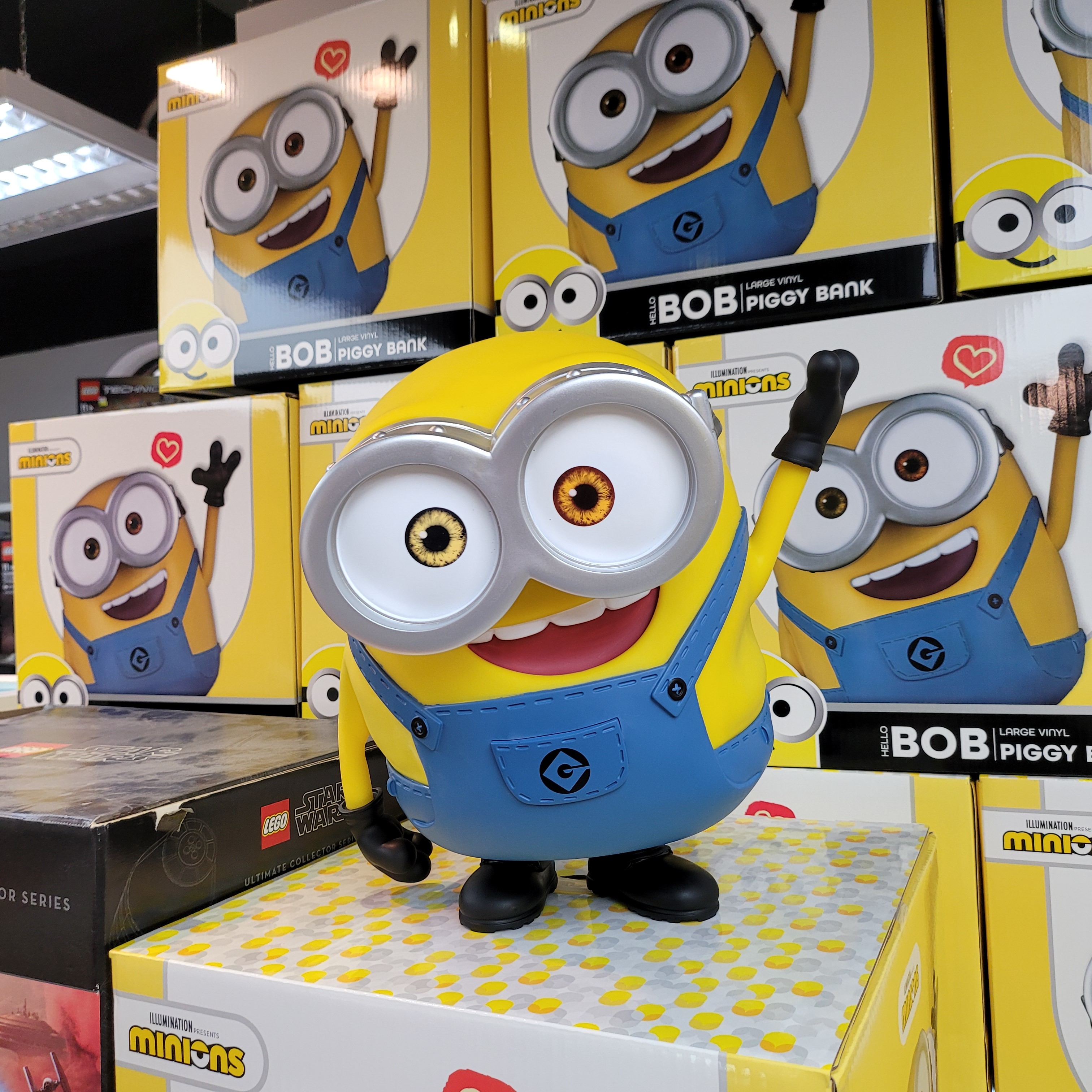 (罕有限定版) 原裝 Universal Studios Minions Hello BOB Piggy Bank
