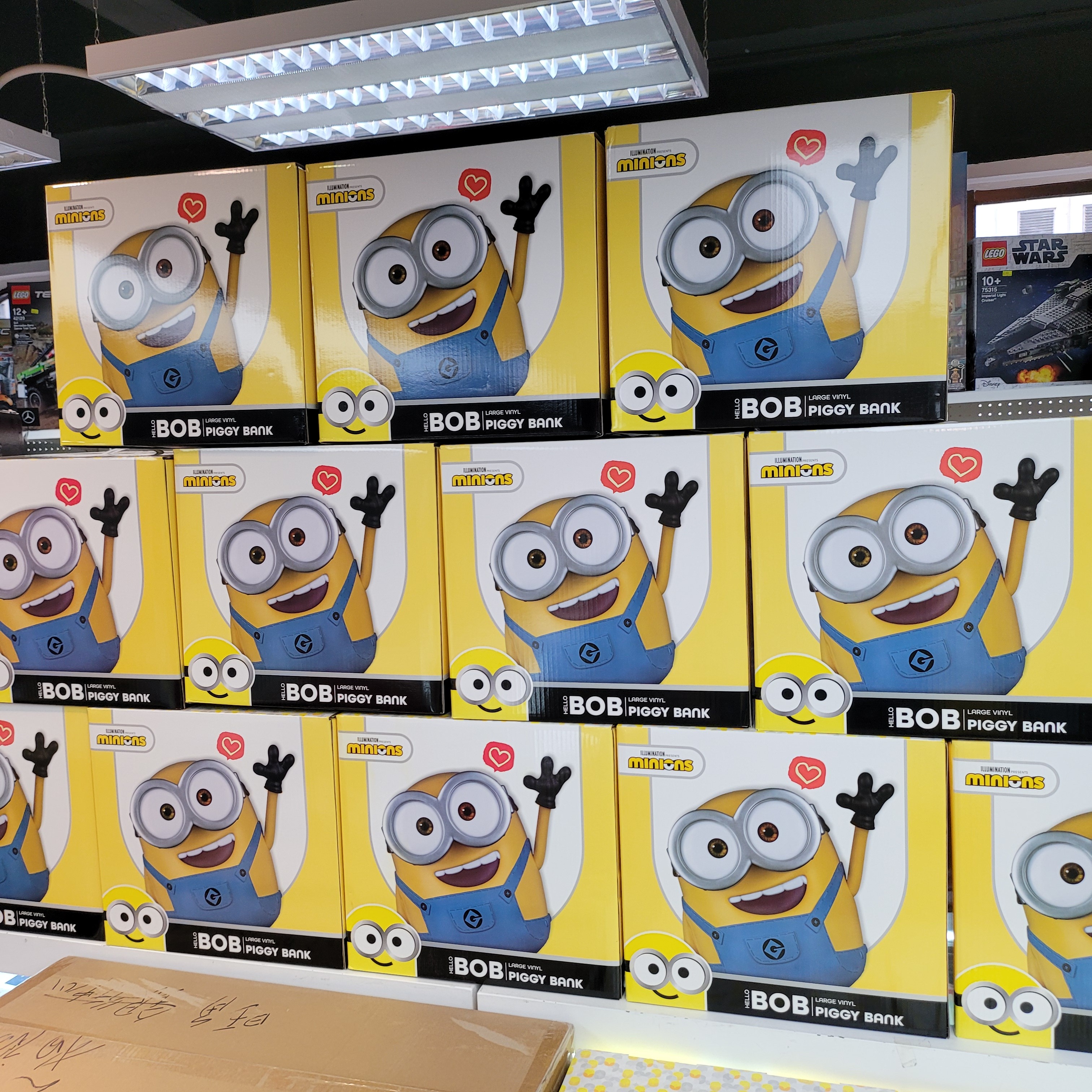 (罕有限定版) 原裝 Universal Studios Minions Hello BOB Piggy Bank