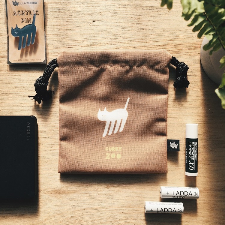 小黃間｜束口袋｜好奇白貓