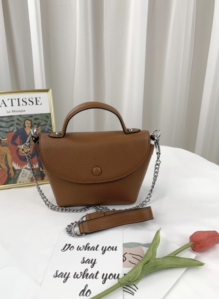 焦糖棕 真皮牛皮迷你翻蓋肩背包 / 側背包 #SM-9159