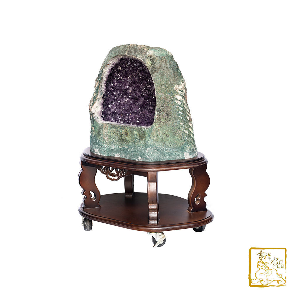 巴西手打洞紫水晶洞 125kg 原皮紫晶洞