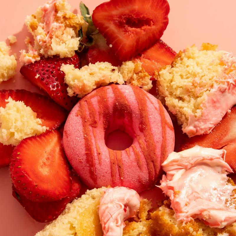 NCLA BATH TREATS 士多啤梨味浸浴汽泡彈  (3件裝)