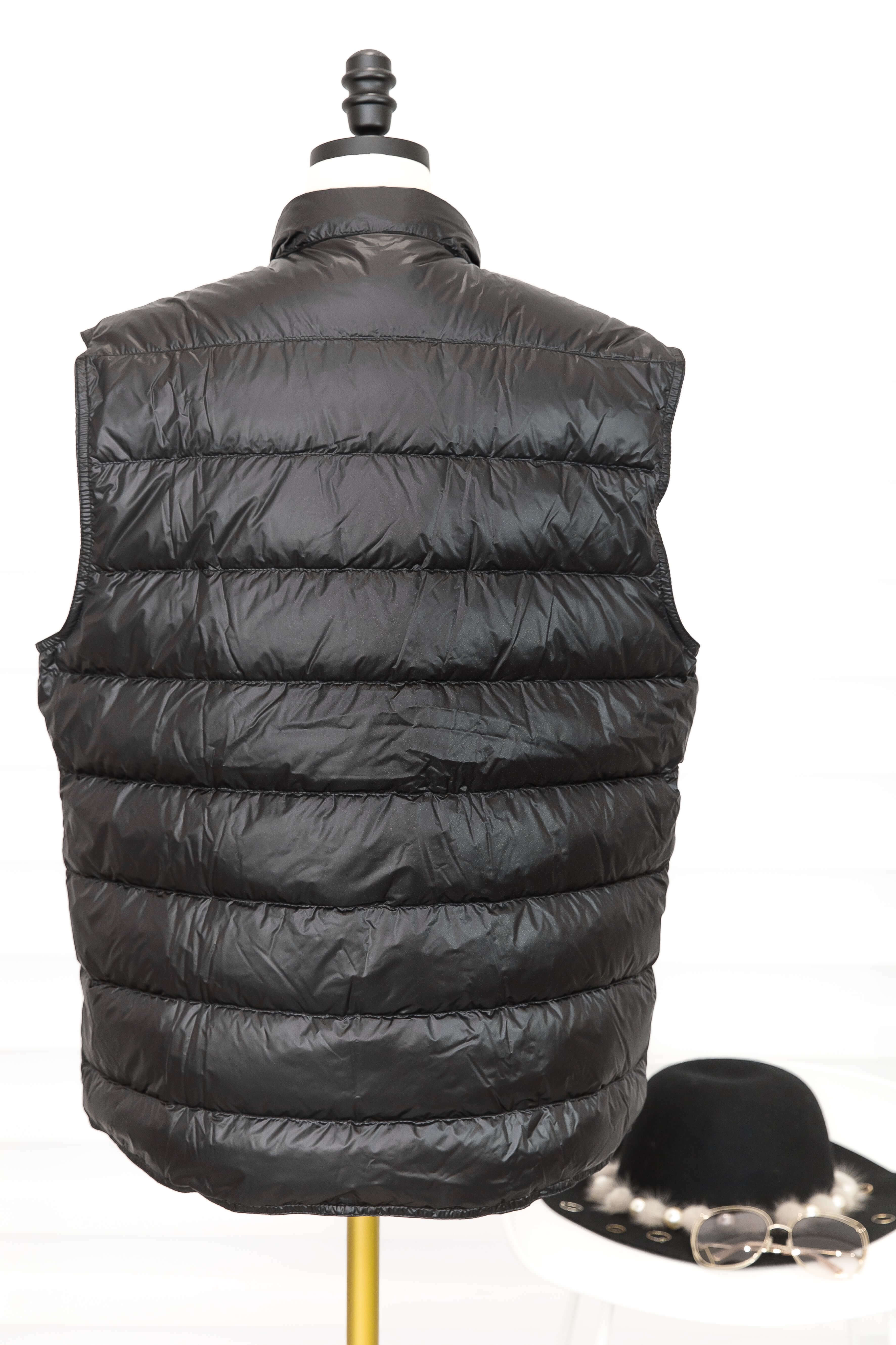 Moncler Gui 黑色小立領拉鍊口袋亮面羽絨背心-Charline Boutique 精品代購