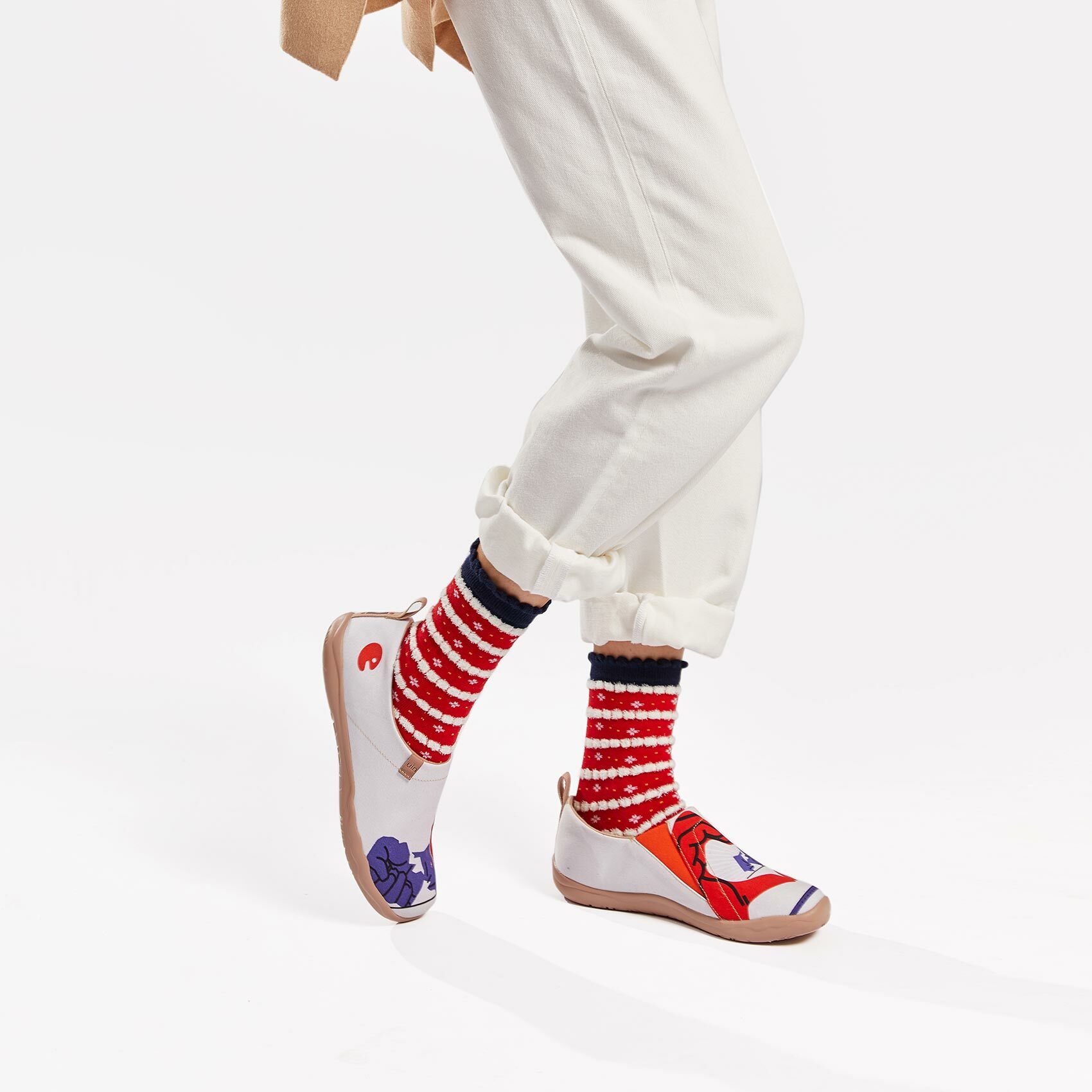 【 Uin 】西班牙原創設計 | 比心 彩繪鞋 休閒鞋 女鞋 懶人鞋