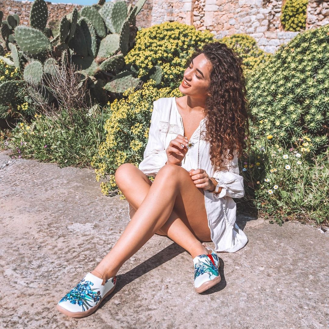 【 Uin 】西班牙原創設計 | 鳶尾花 彩繪鞋 休閒鞋 女鞋 懶人鞋