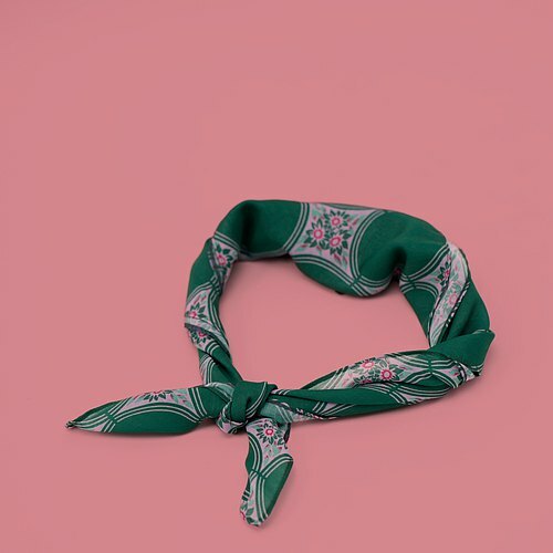 爿爿花 絲巾─翡翠迎春
