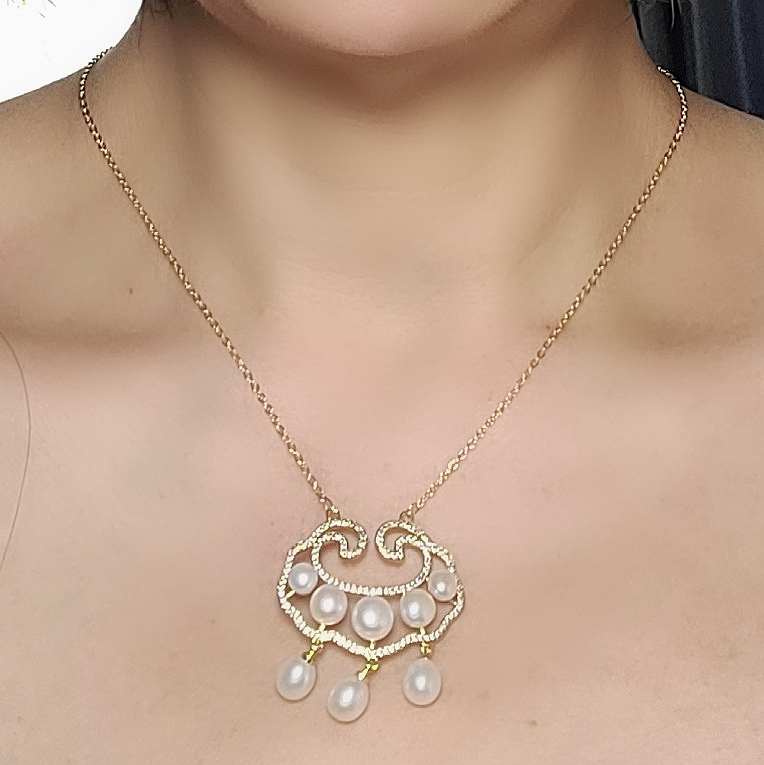 淡水象牙白珠貴妃款黃金色頸鏈NP002