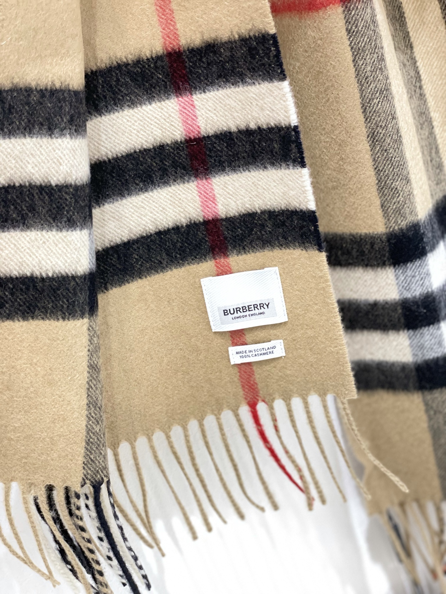 BURBERRY Check Cashmere Scarf
