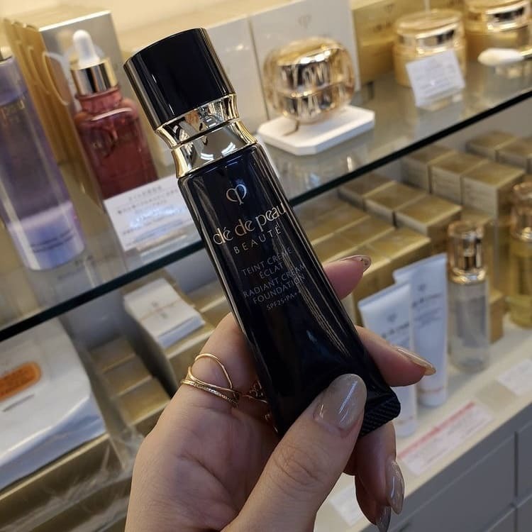 Cle de Peau Beaute Radiance Cream Foundation 鑽光粉底霜 SPF25 PA ++ 25g