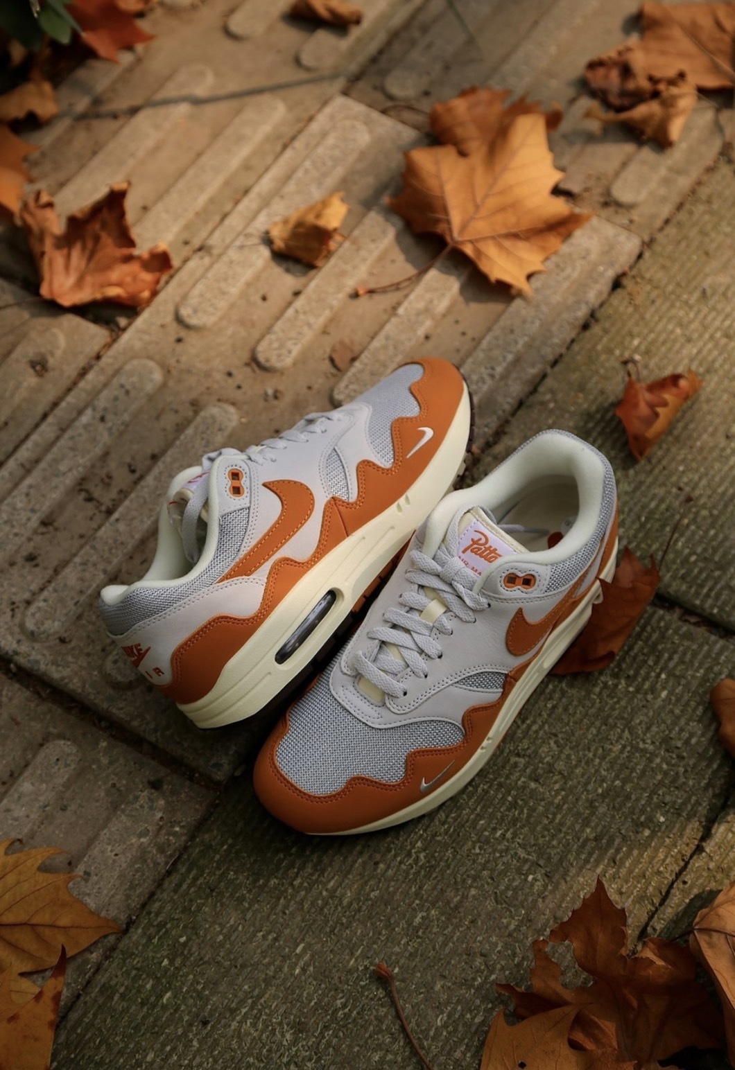 新款上架#2022熱銷Nike Air Max 1 耐吉經典小氣墊緩震舒適跑鞋灰黑男女