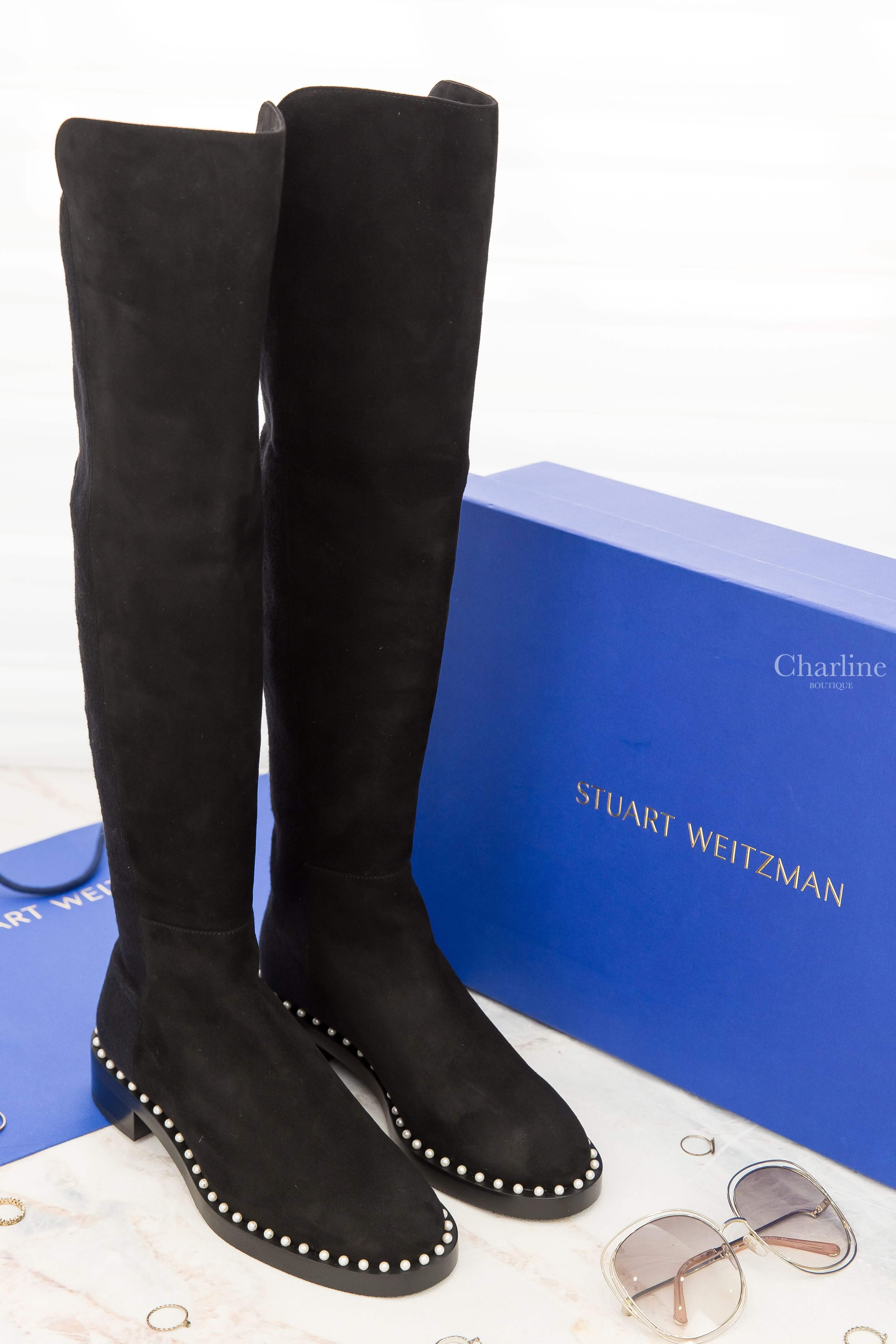 Stuart Weitzman 5050 Pearl 黑色麂皮白色珍珠滾邊低跟長靴-Charline Boutique 精品代購