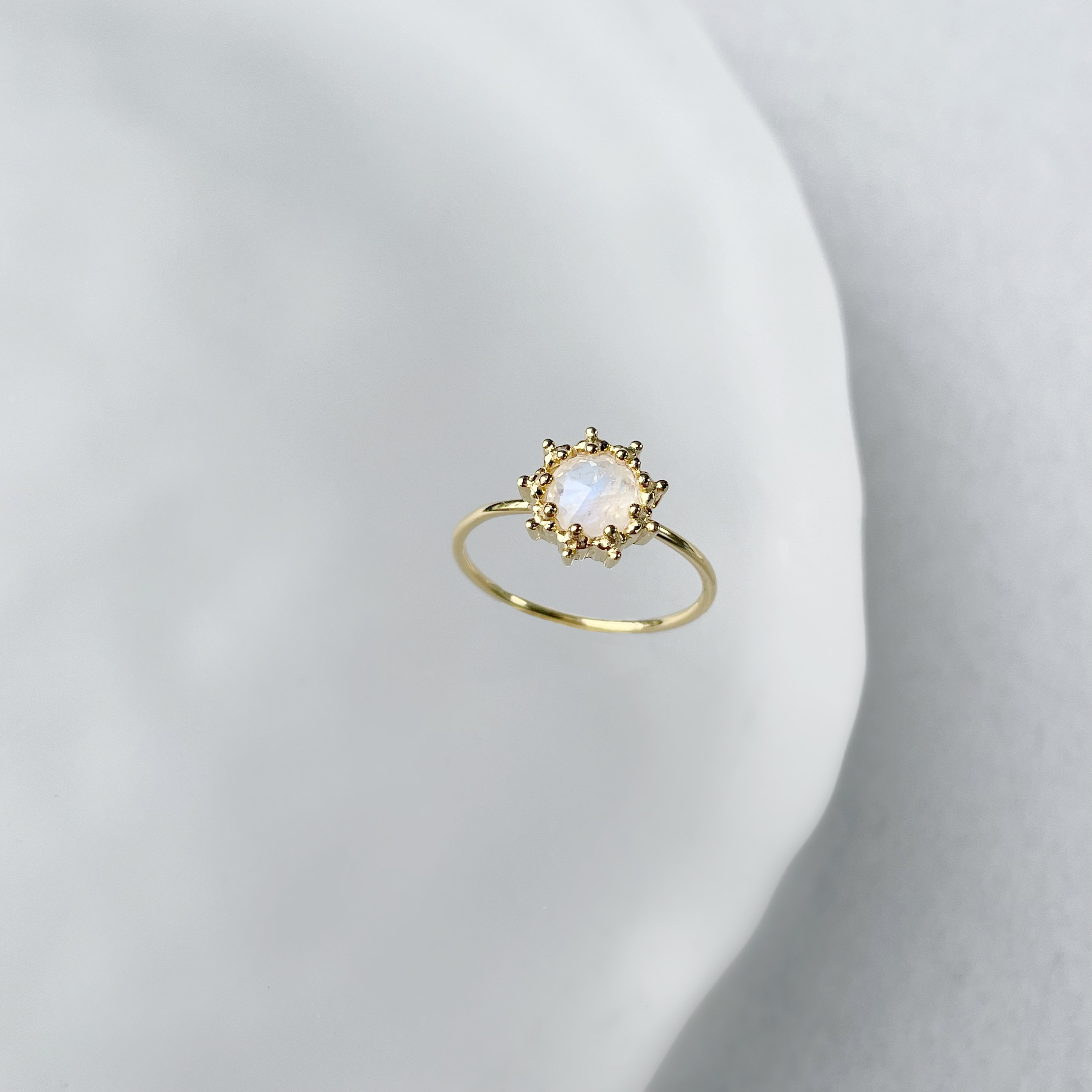 Big Sunshine月光石細戒