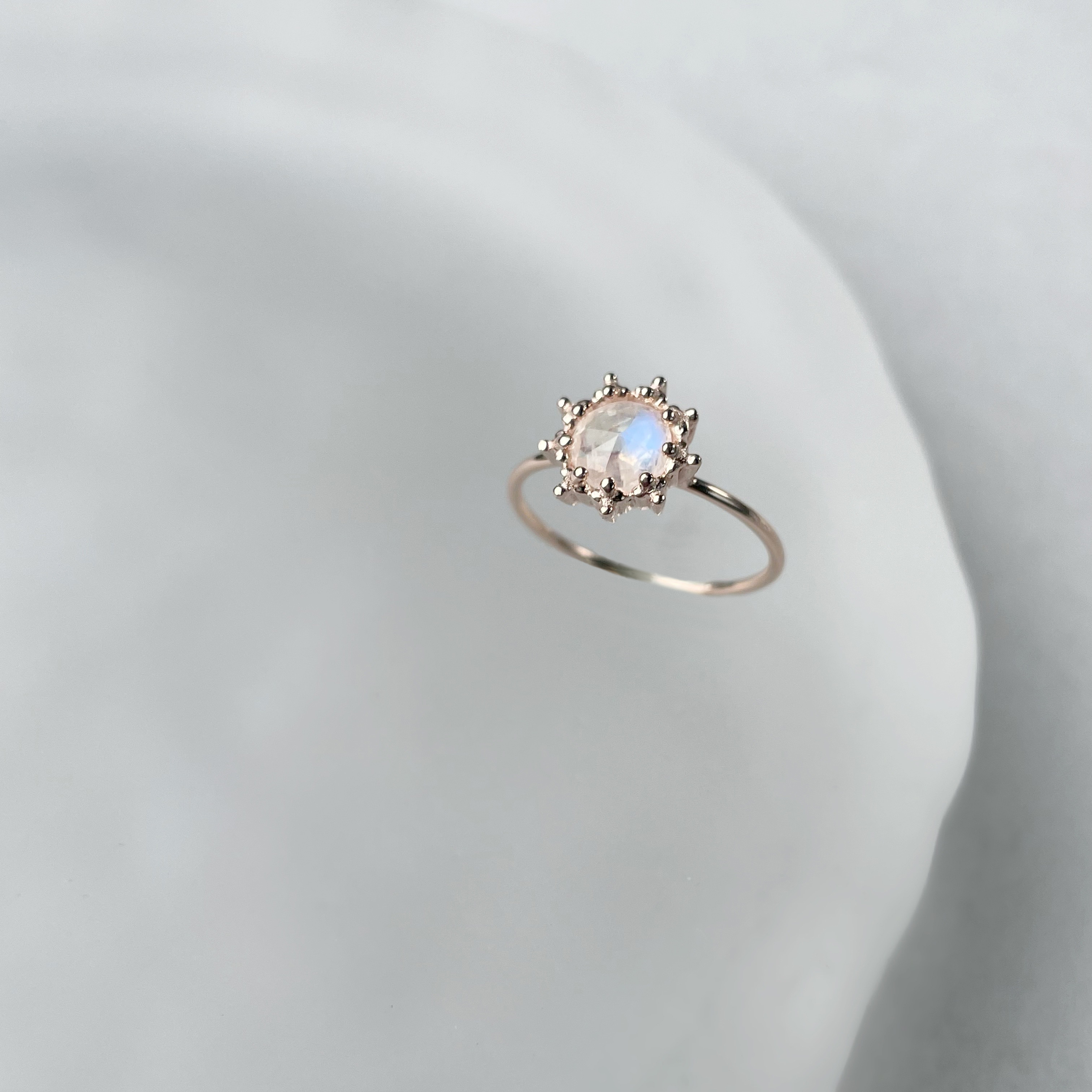 Big Sunshine月光石細戒