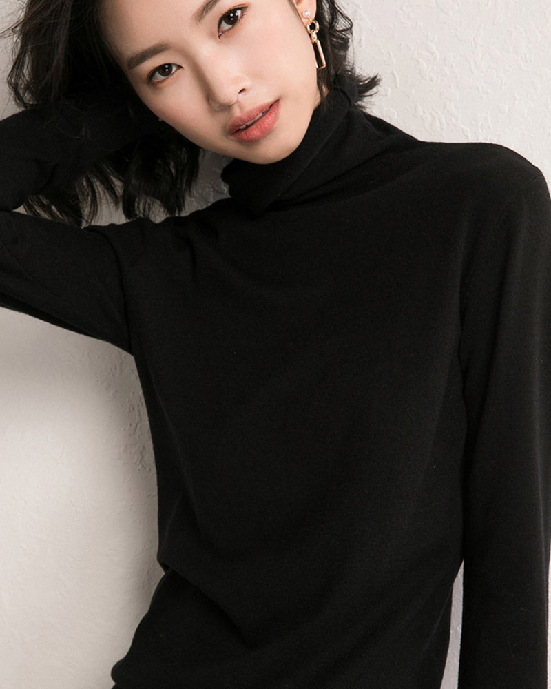 DEER.W 捲邊高領純色針織上衣 黑色