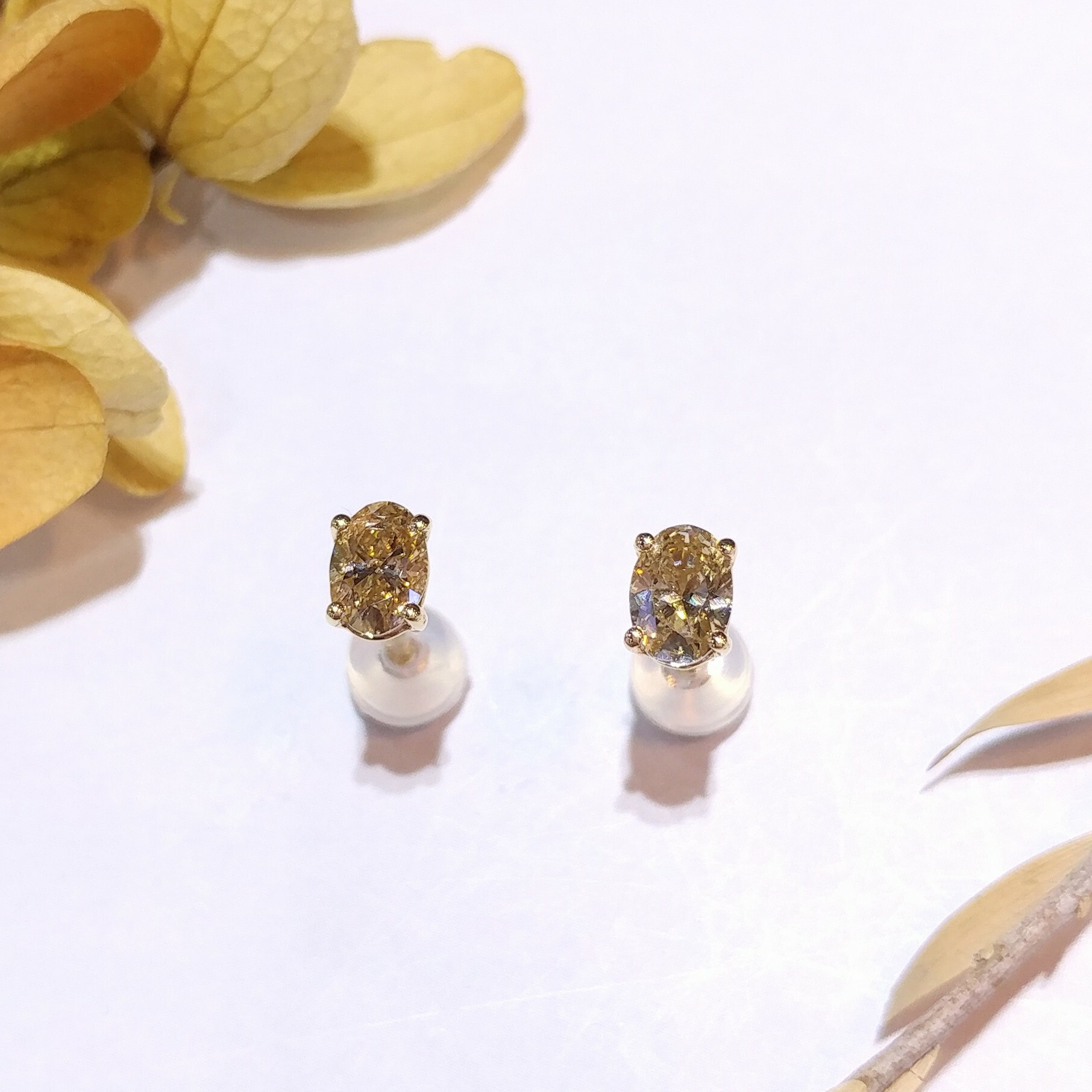 全新18K金【主石65份香檳石】耳環